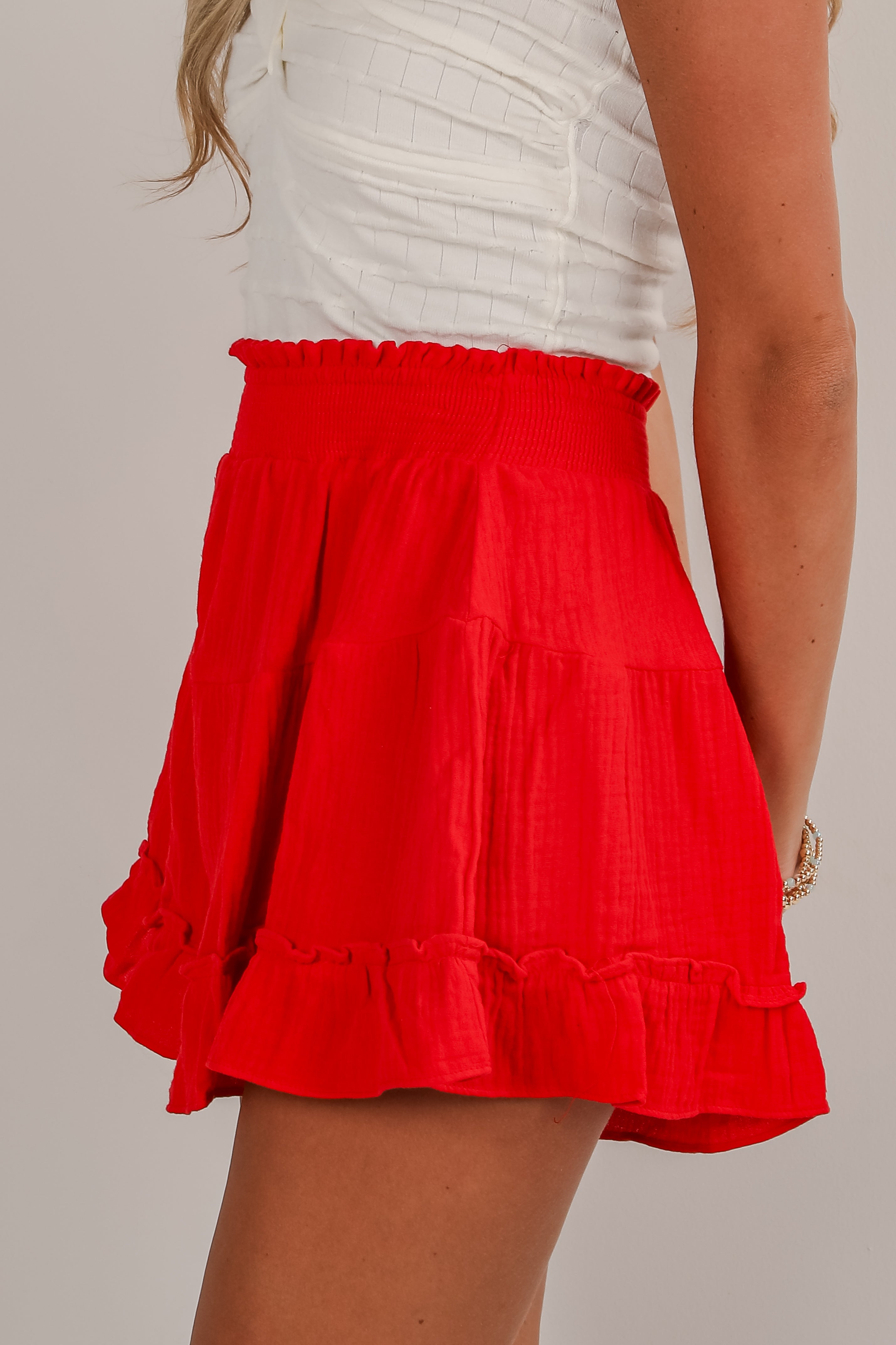 United In Love Linen Ruffle Shorts - DU DEAL